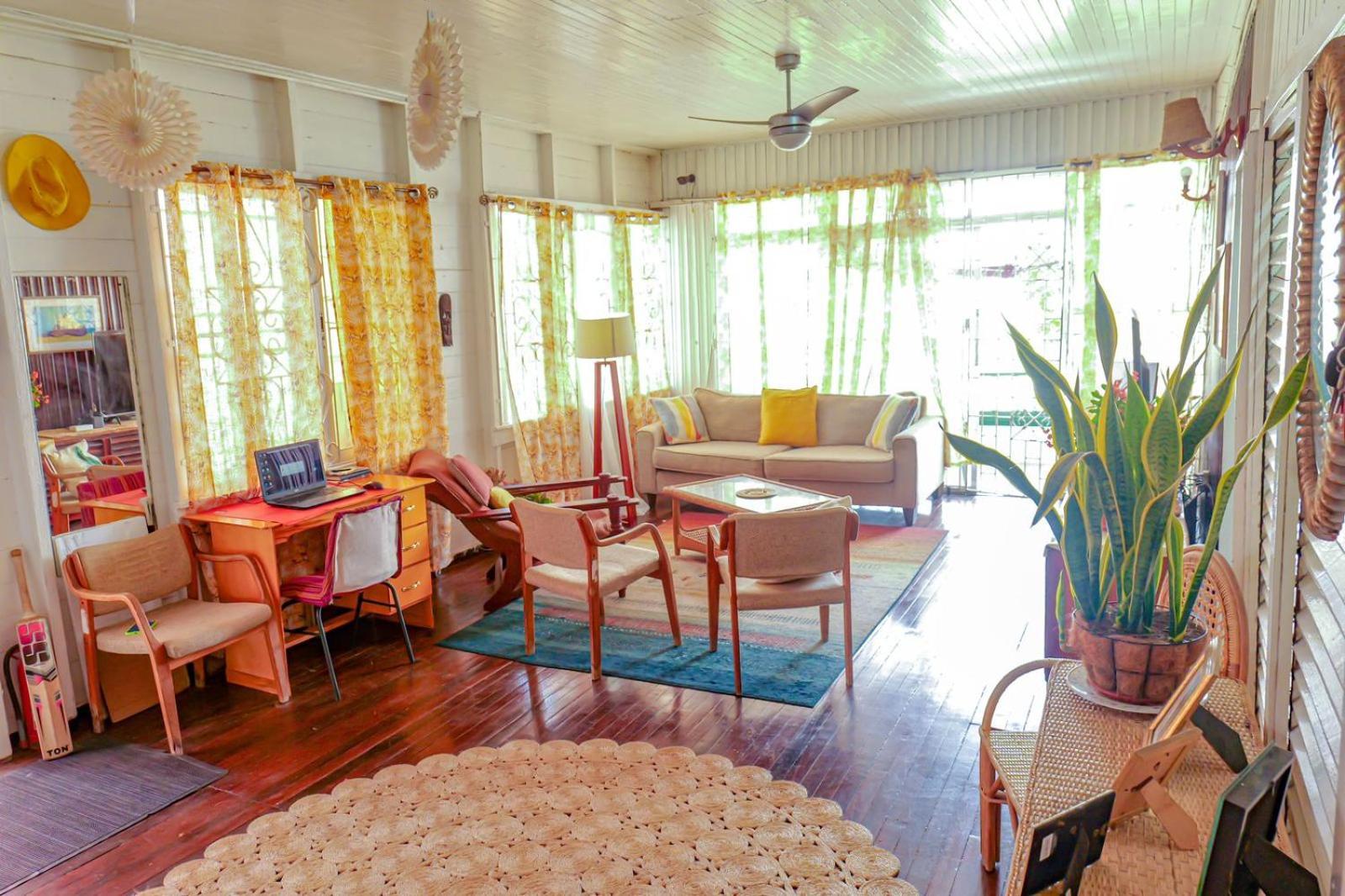 Smith'S Homestay Georgetown Eksteriør billede